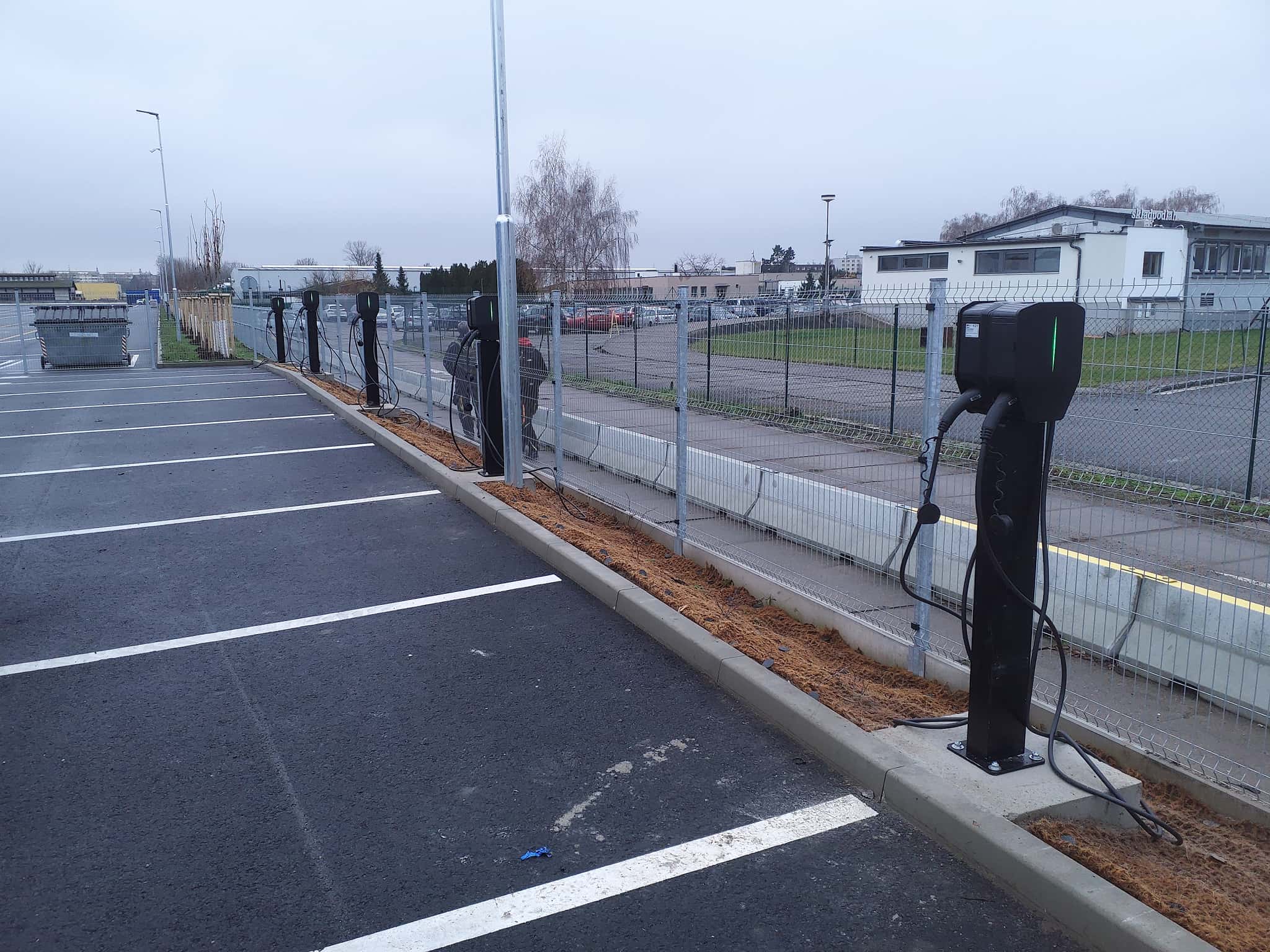 Naše realizace nabíjení elektromobilů u společnosti Kingspan